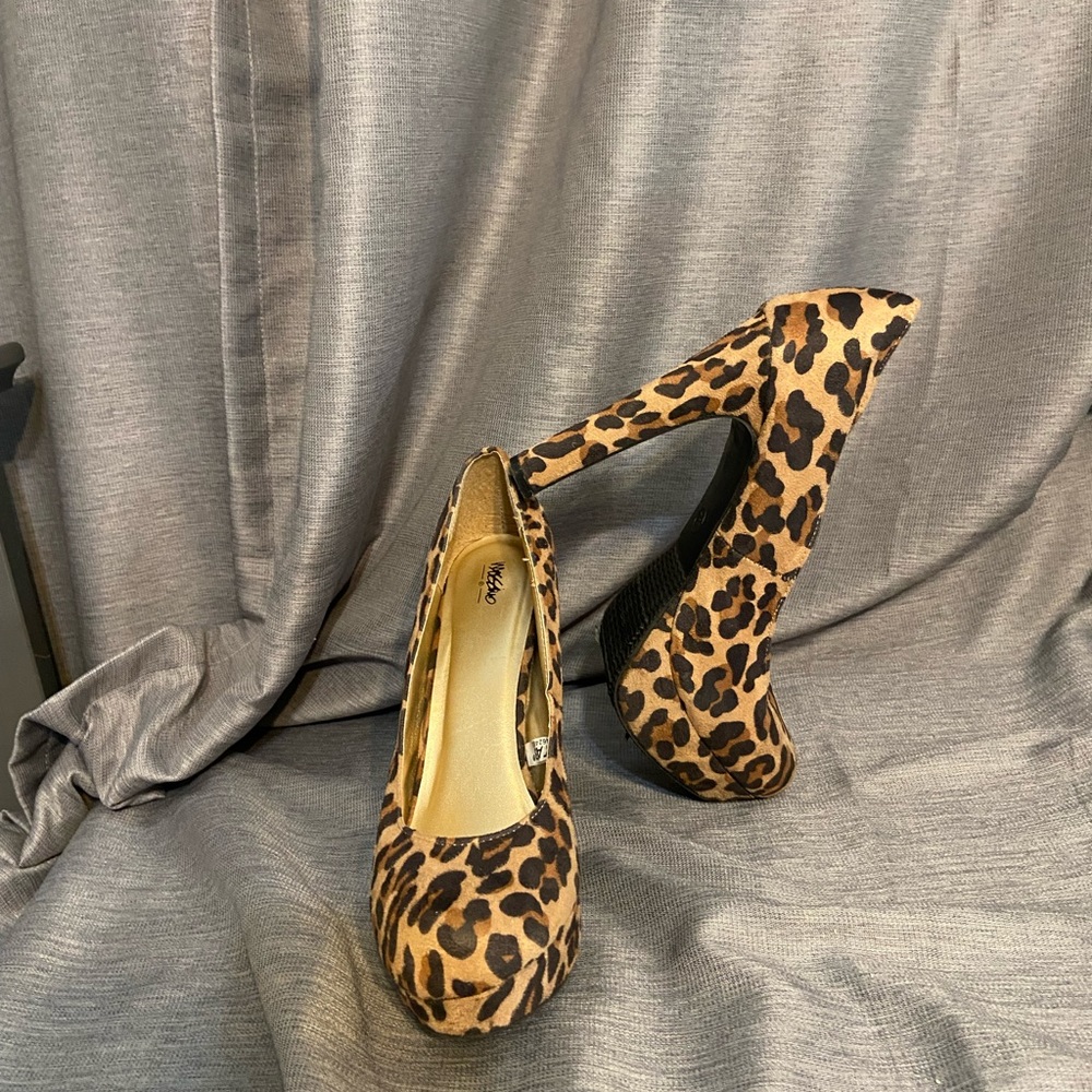 Leopard / Cheetah heels